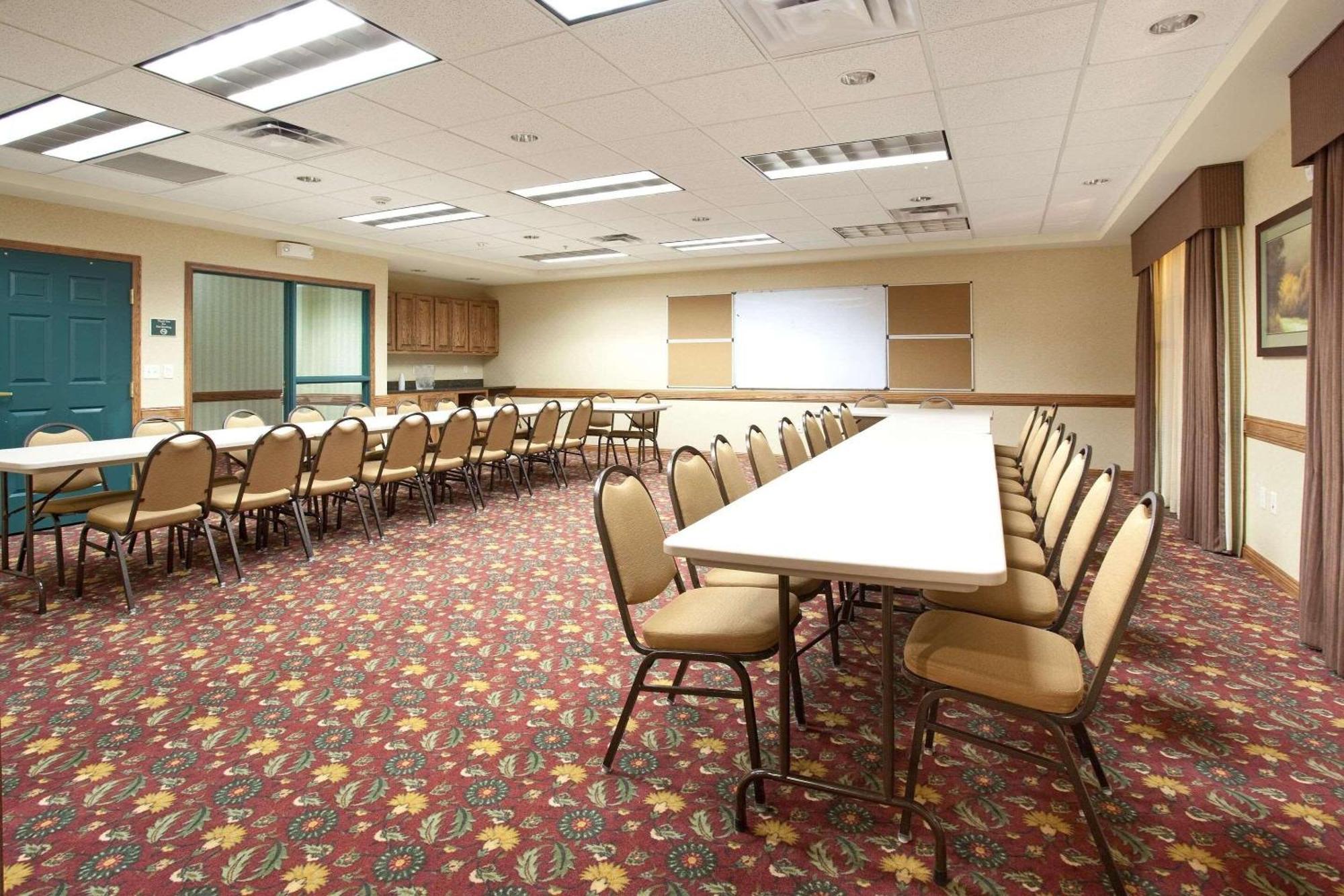 Country Inn & Suites By Radisson, Boise West - Меридиан Екстериор снимка